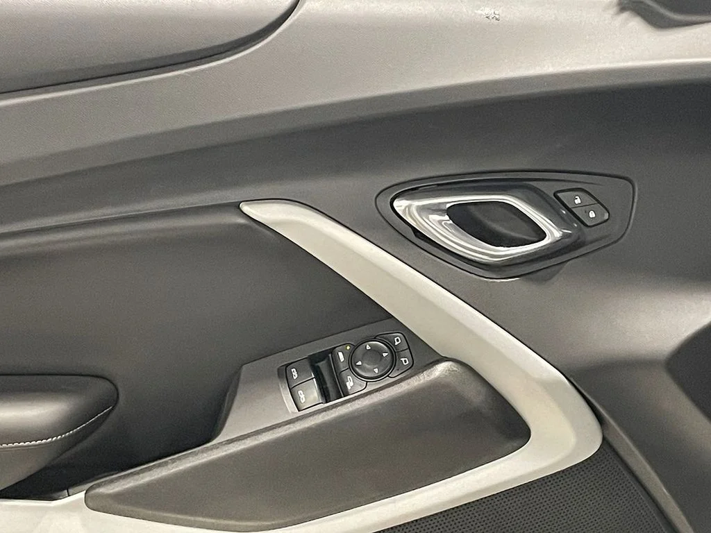 Used 2019 White Chevrolet 1LT image 67