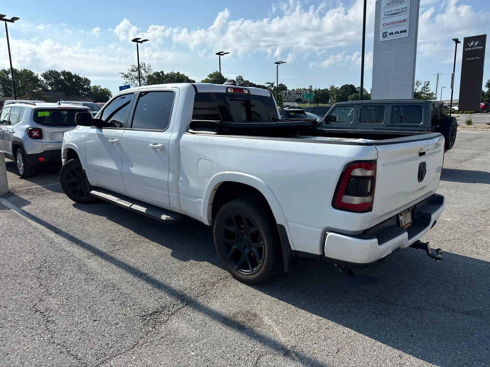 Used 2022 Ivory White Tri-Coat Pearlcoat Ram Laramie image 6