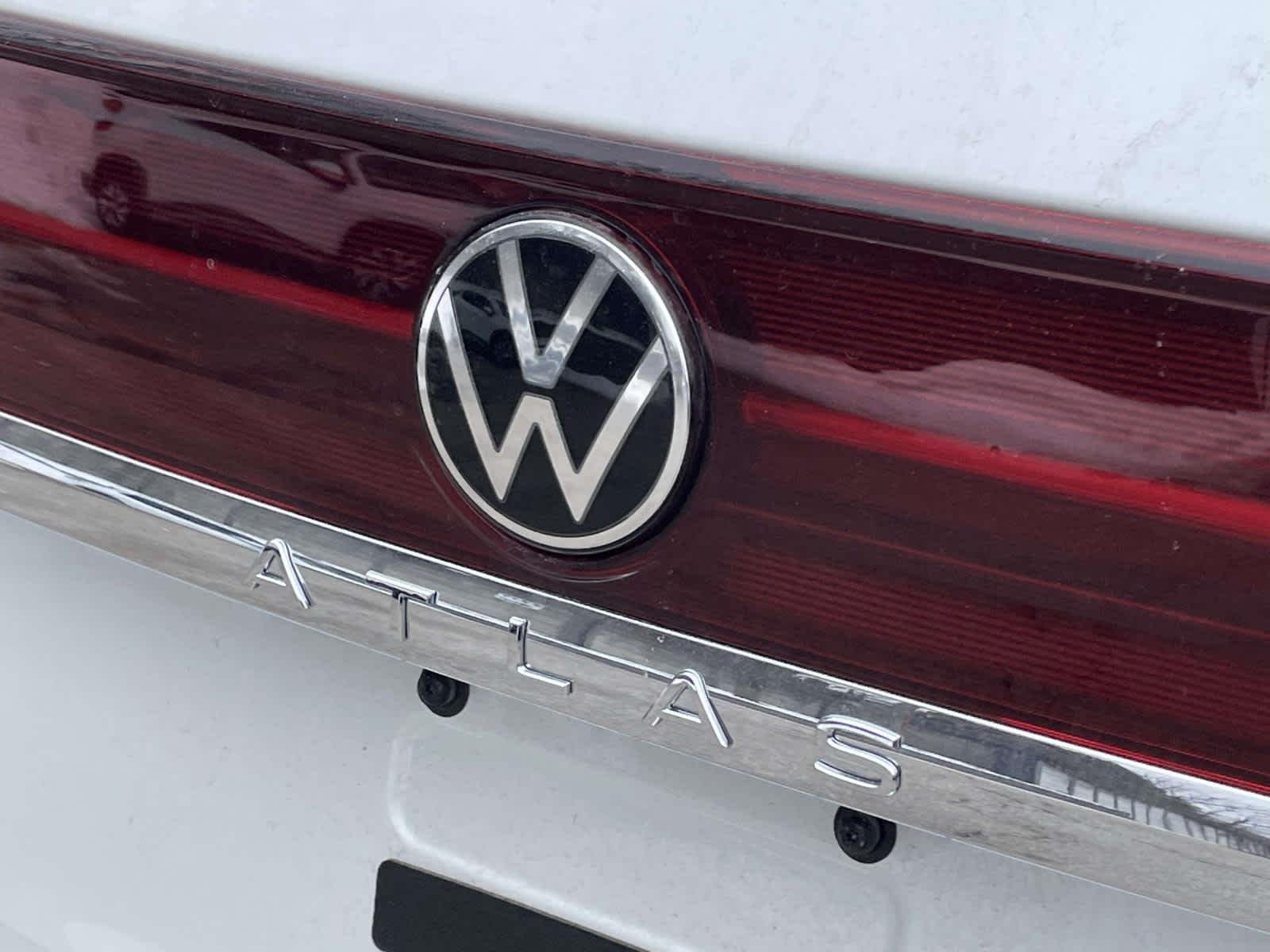 New 2026 Opal White Pearl Volkswagen 2.0T SEL Premium R-Line image 14