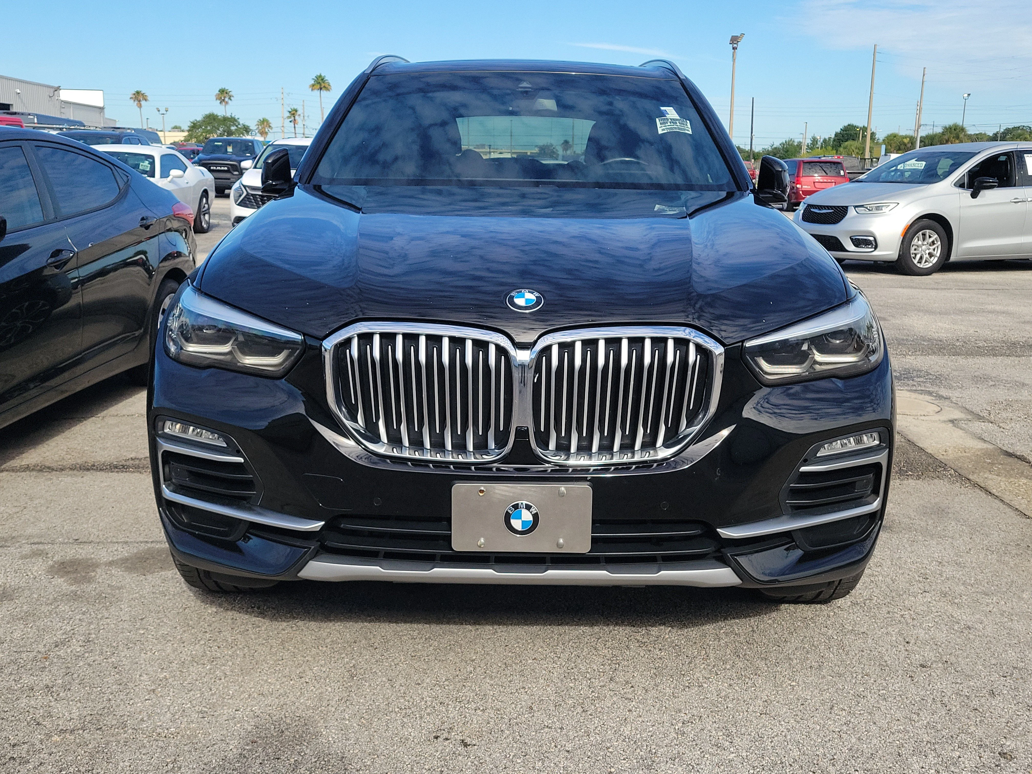 Used 2020 Jet Black BMW sDrive40i image 2
