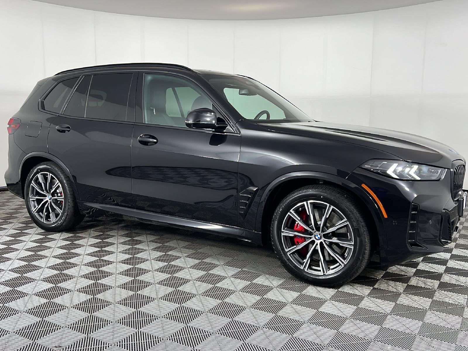 New 2026 Black Sapphire Metallic BMW xDrive50e image 2