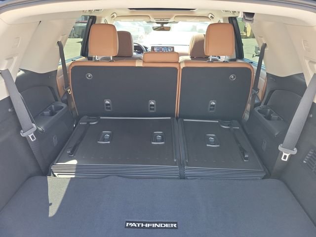 New 2026 Nissan Pathfinder Platinum