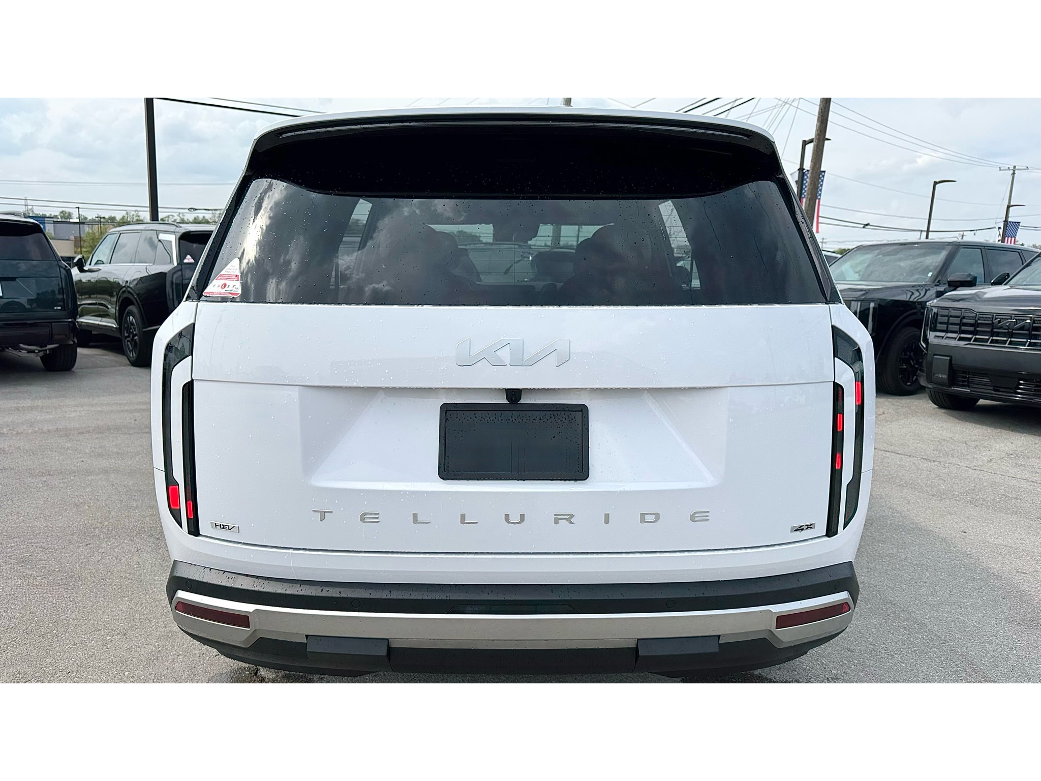 New 2027 Glacial White Pearl Kia EX image 5