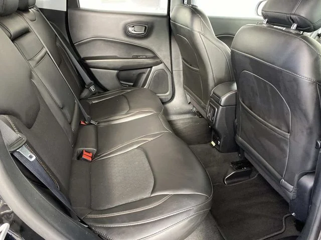 Used 2018 Black Jeep Latitude image 12