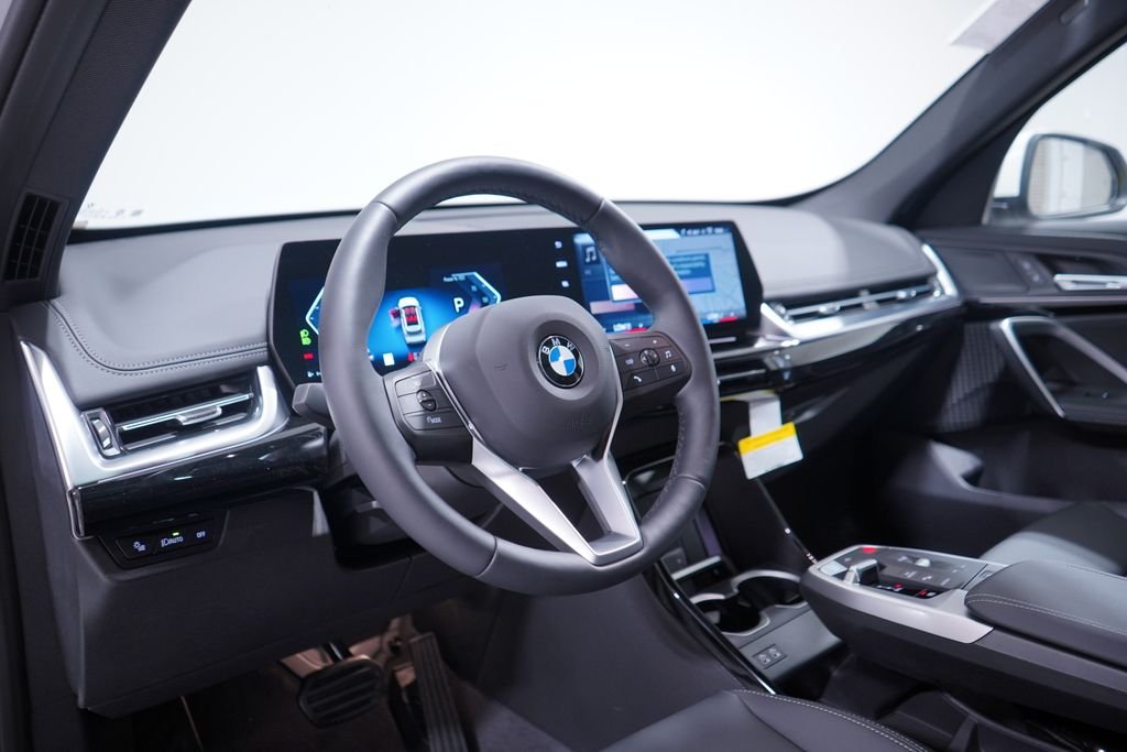 Used 2026 Alpine White BMW xDrive28i image 5