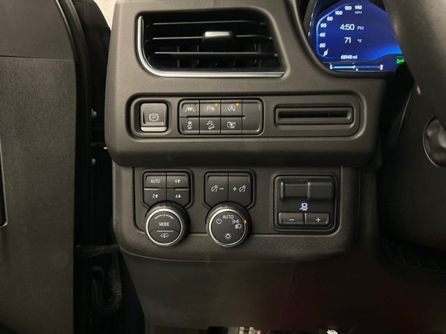 Used 2023 Black Chevrolet Z71 image 14