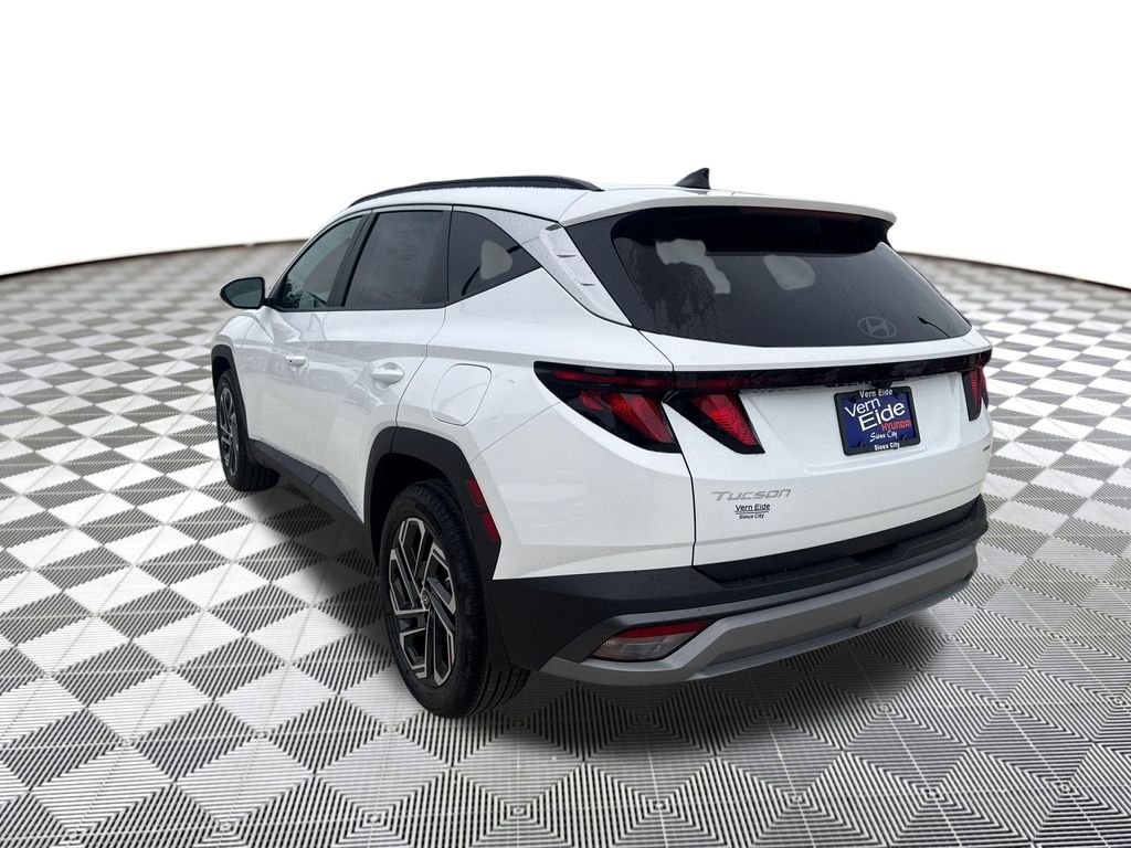 New 2026 White Hyundai SEL Plus image 3