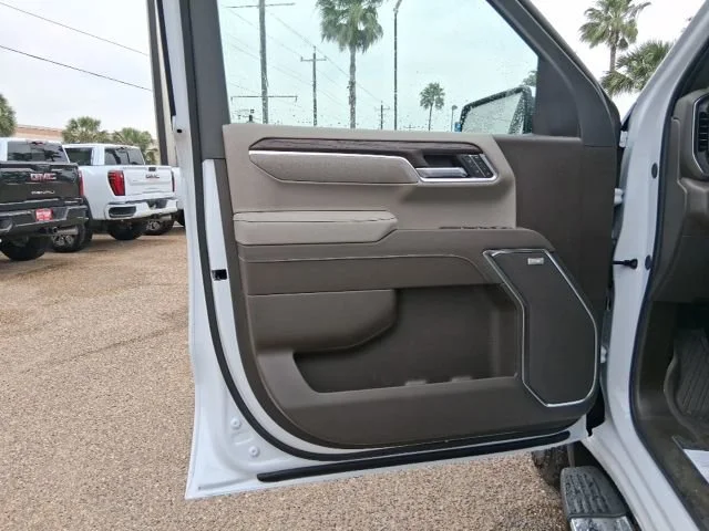 2026 GMC Sierra 1500 SLT - Photo 12