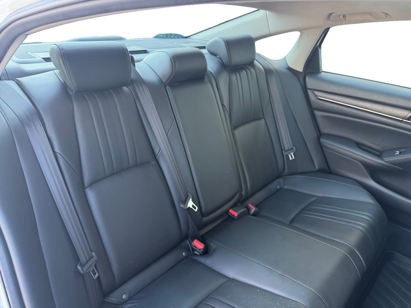 2022 Honda Accord Hybrid Touring - Photo 35