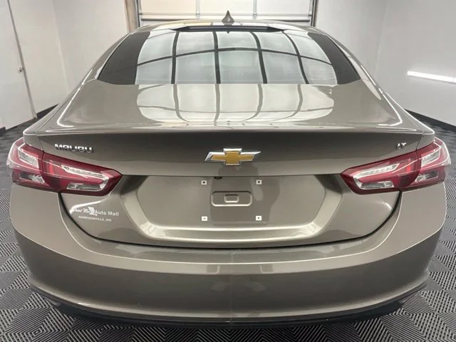 Used 2020 Gray Chevrolet LT image 22