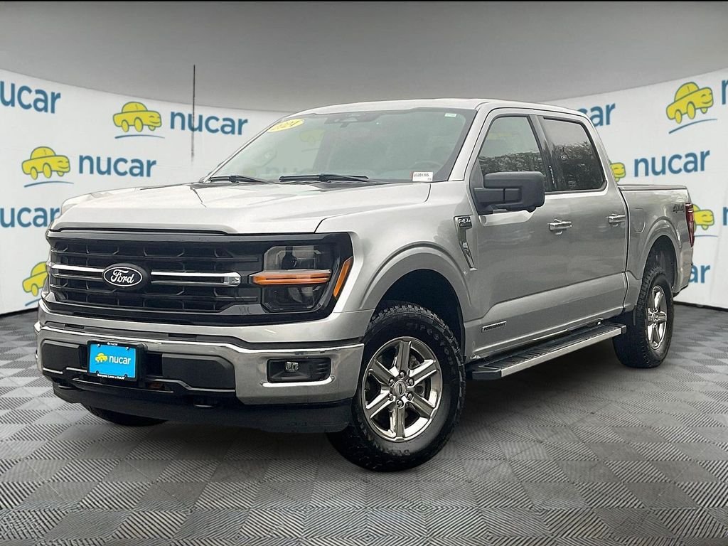 Used 2024 Silver Ford XLT image 3