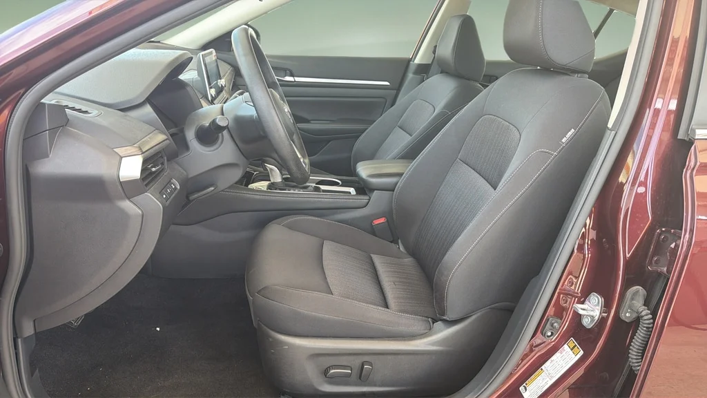 Certified Used 2023 Garnet Pearl Nissan 2.5 SV image 17