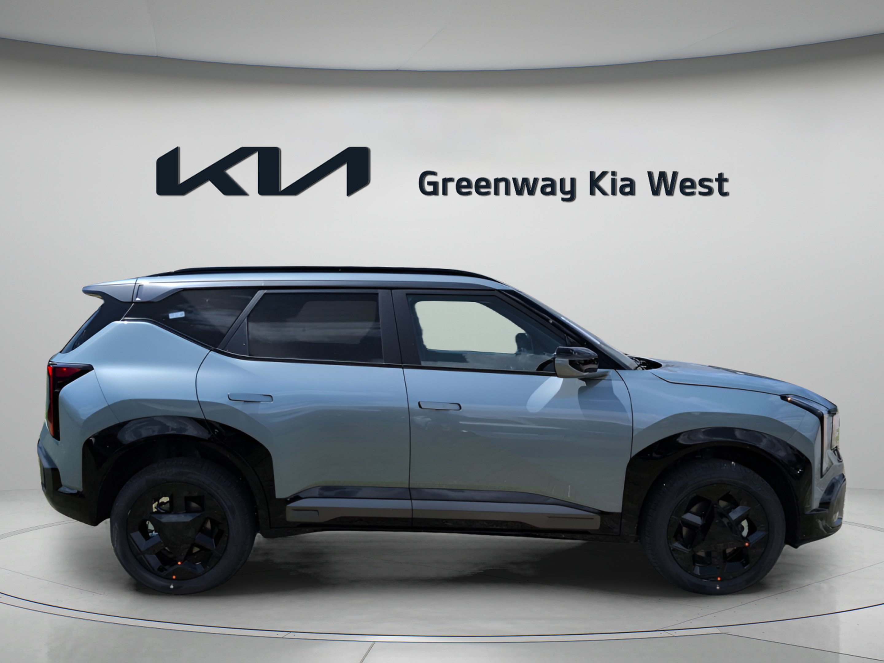 New 2027 Iceberg Green Kia X-Line S image 9