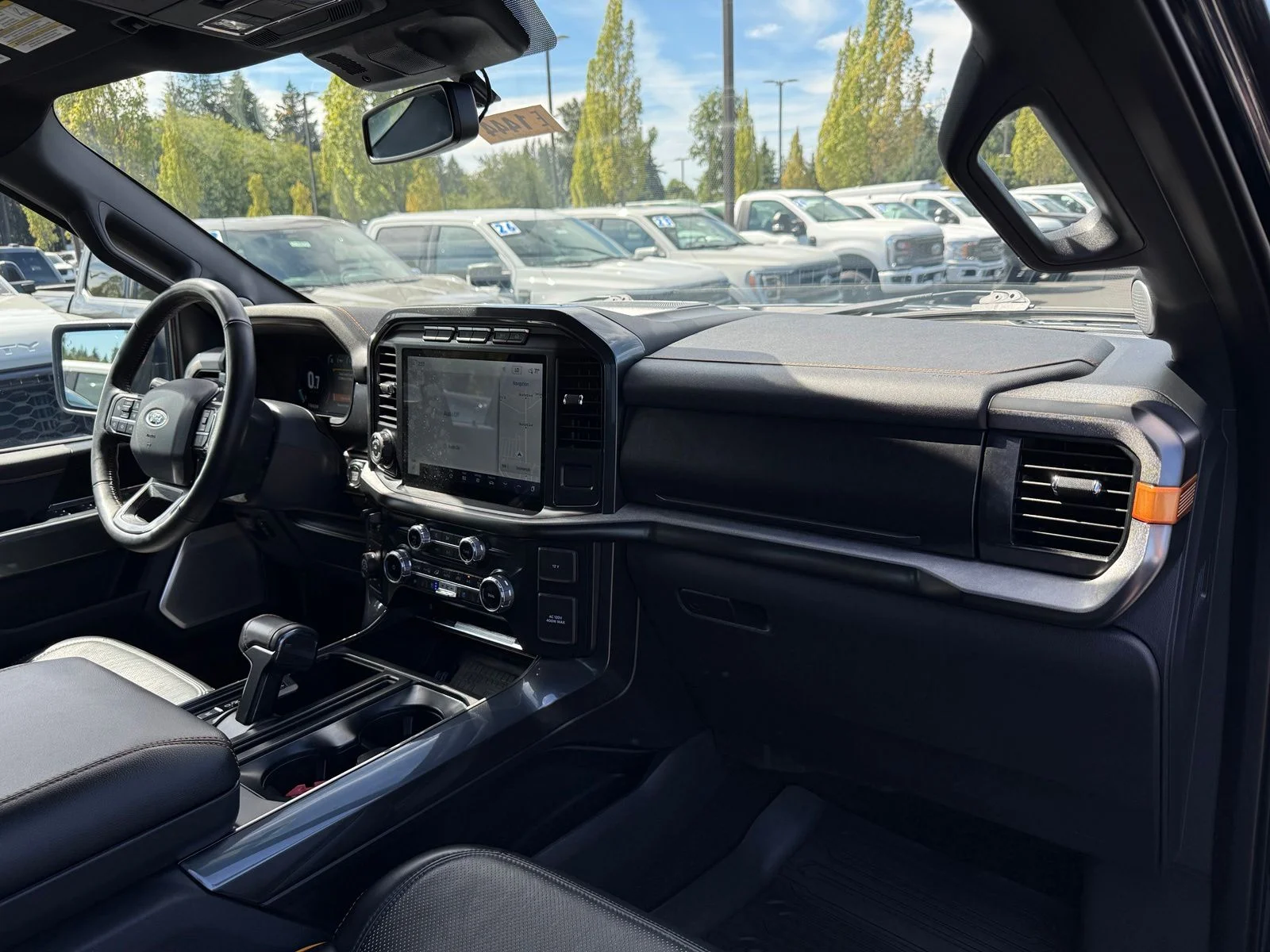 Used 2022 Blue Ford Tremor image 11