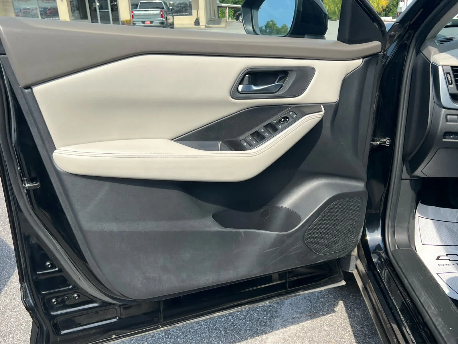 Used 2025 Black Nissan SV image 14