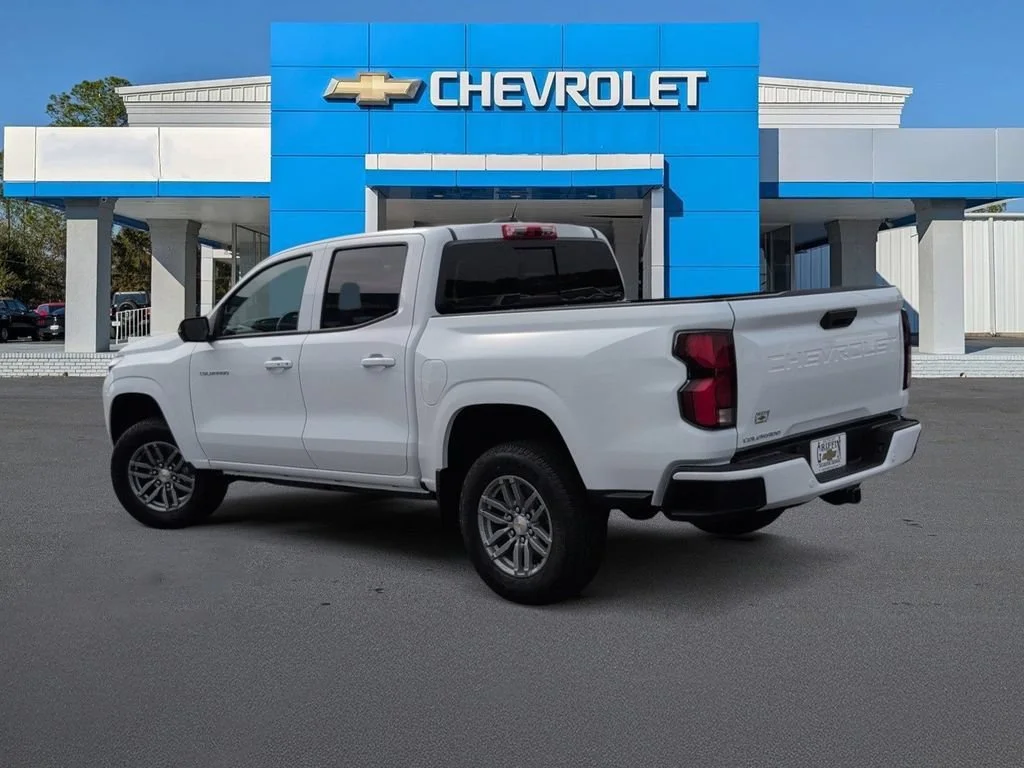 New 2026 Summit White Chevrolet LT image 6