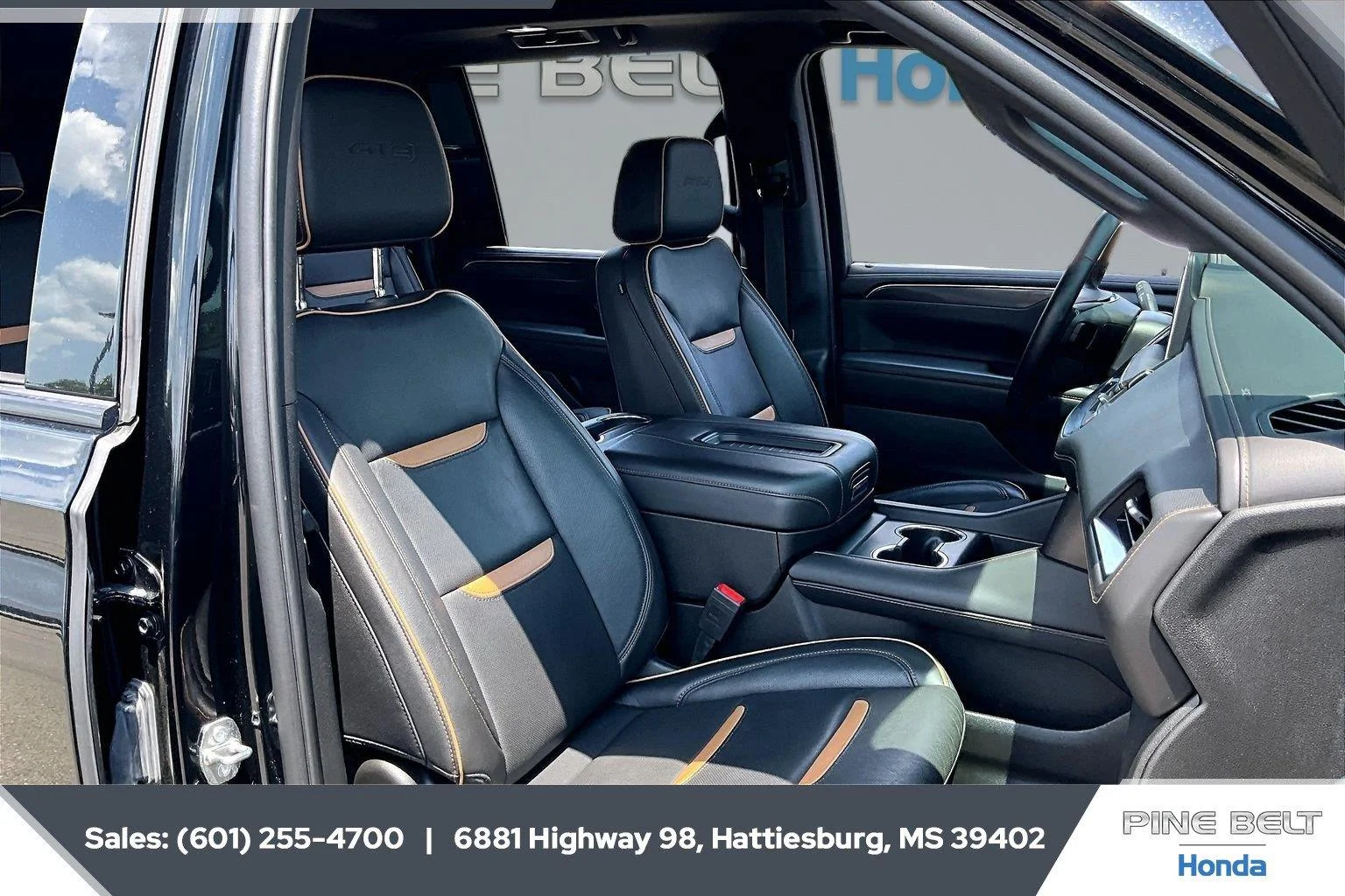 Used 2023 Onyx Black GMC AT4 image 6