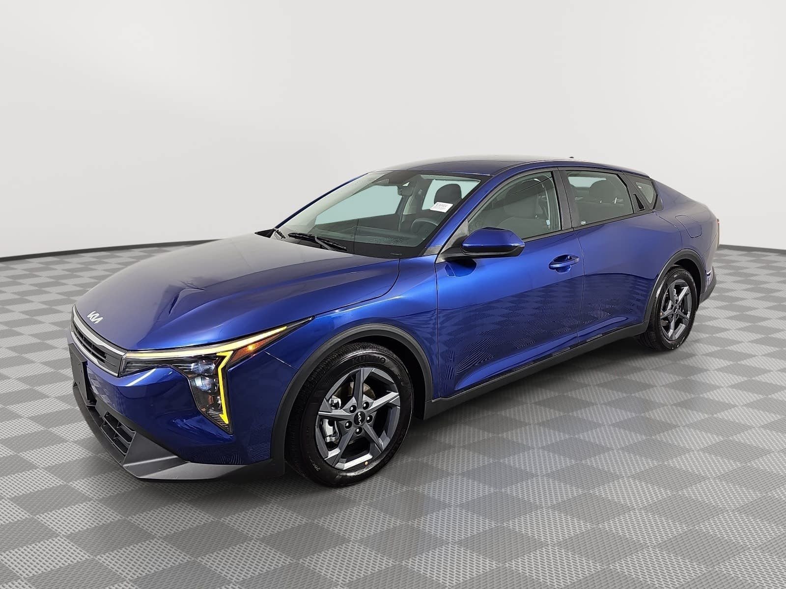 Used 2026 Blue Kia LXS image 4