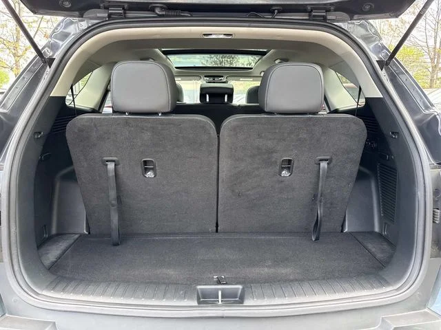 Used 2023 Gray Kia X-Line S image 29