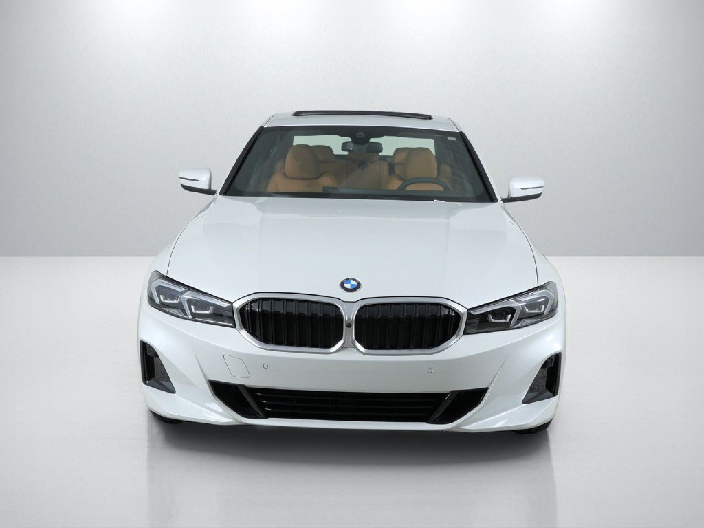 New 2026 Mineral White Metallic BMW 330i xDrive image 2