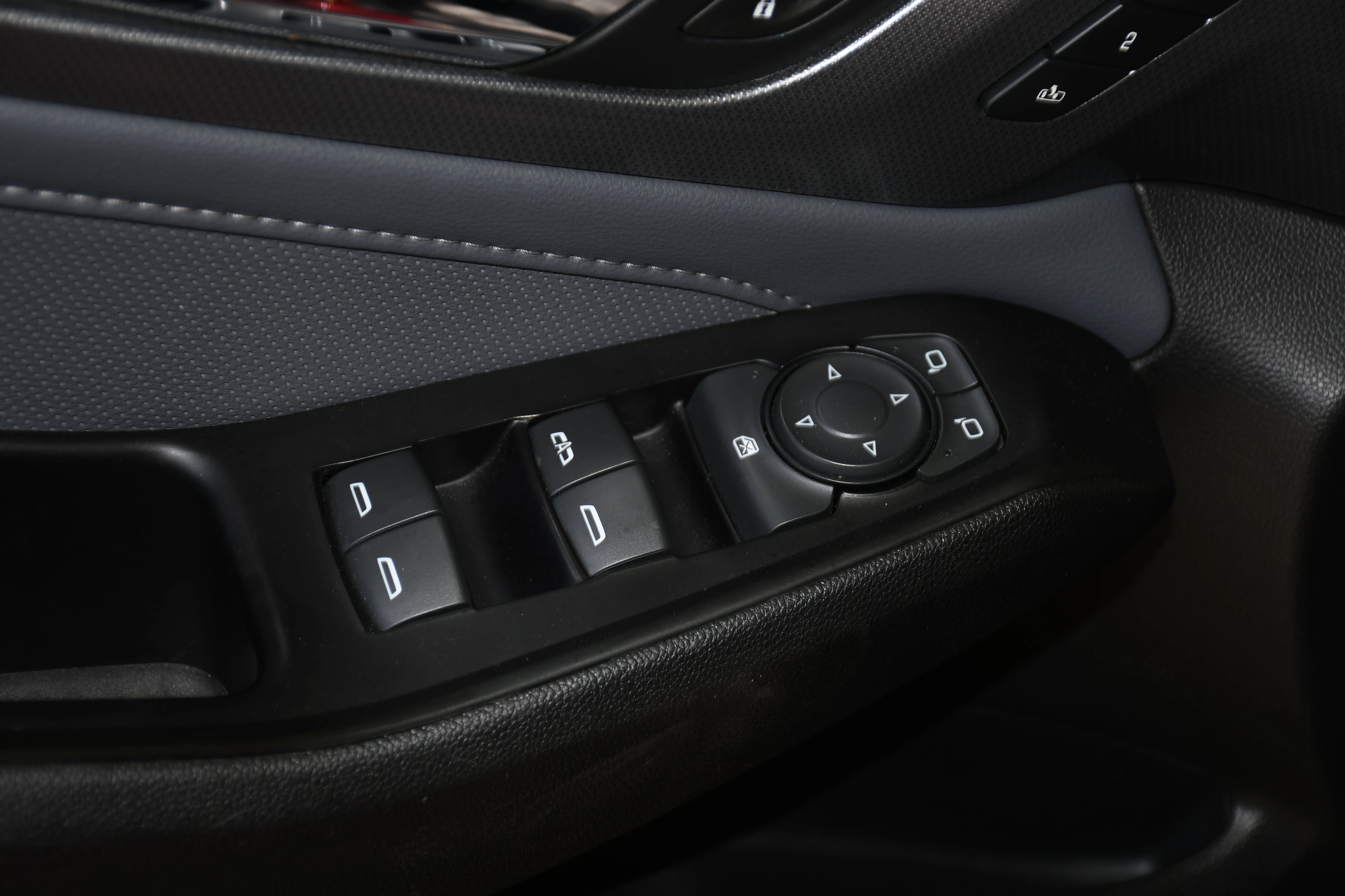 Used 2020 Red Chevrolet Premier image 9