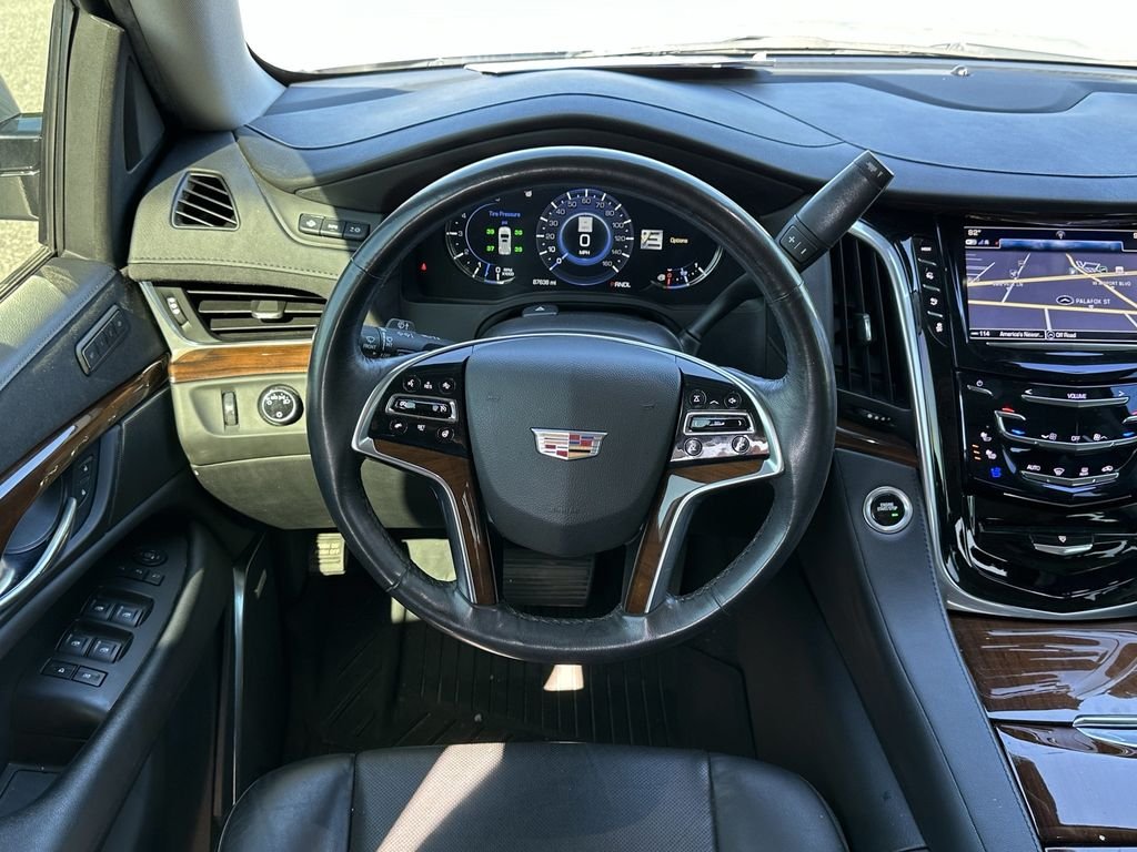 Used 2020 Silver Cadillac Luxury image 16