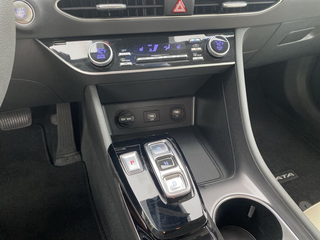 Used 2023 Onyx Black Hyundai SEL image 25