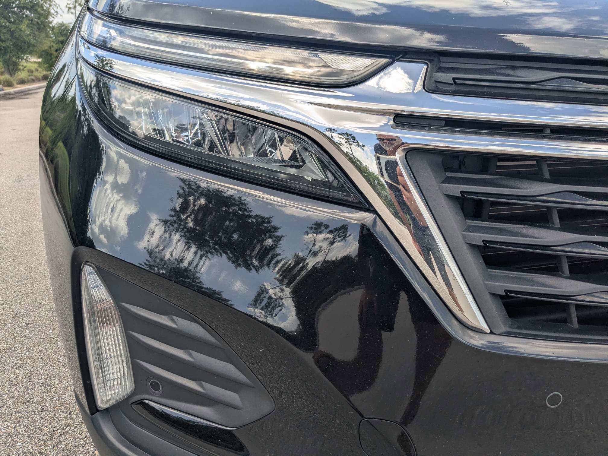 Used 2024 Mosaic Black Metallic Chevrolet LT image 10