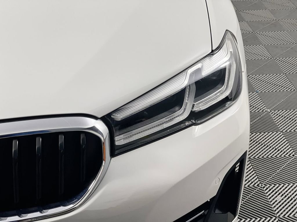 2022 BMW 5 Series 540i - Photo 9