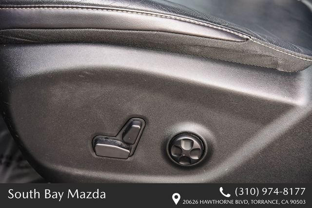 Used 2017 Black Jeep Limited image 22