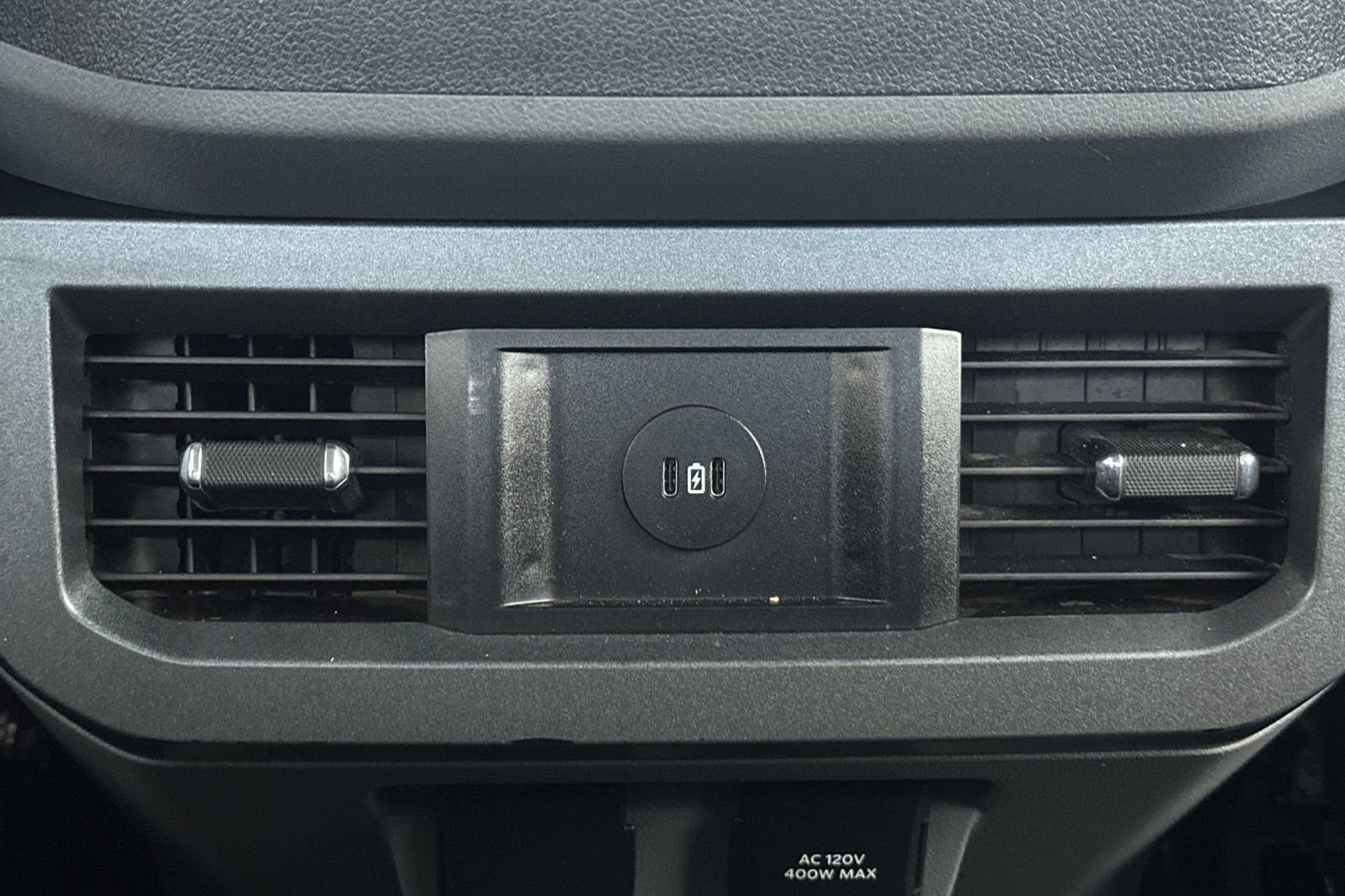 2023 Ford F-350 Super Duty XLT - Photo 17