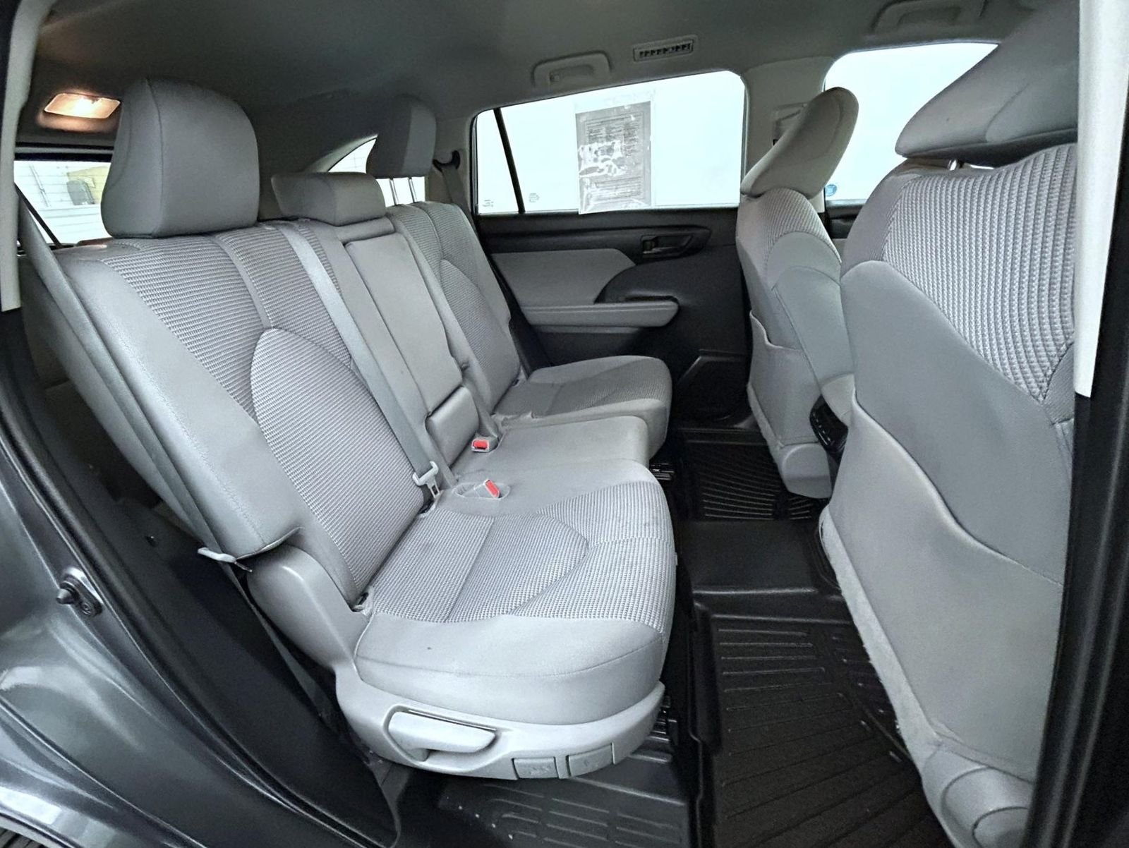 Used 2022 Gray Toyota L image 18