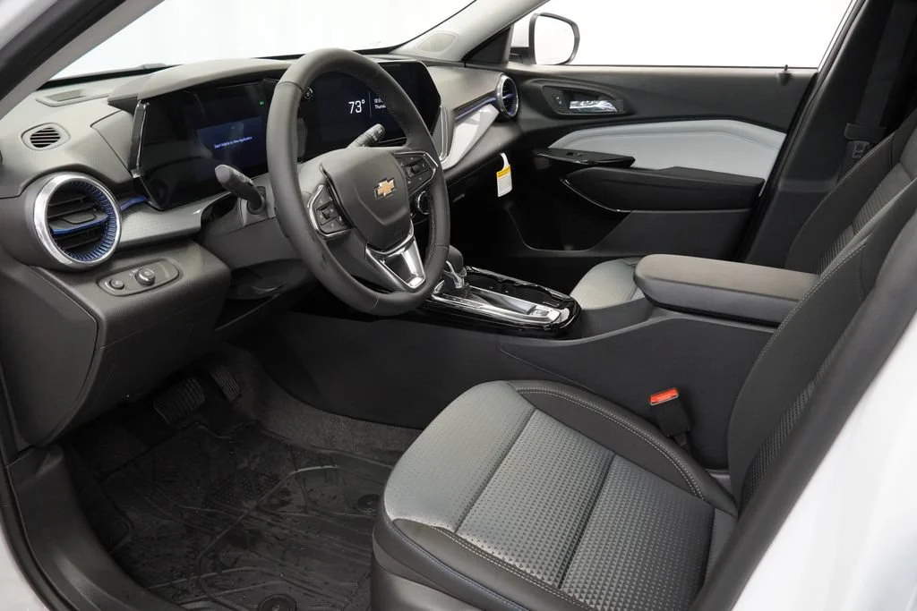 2026 Chevrolet Trax LT - Photo 10