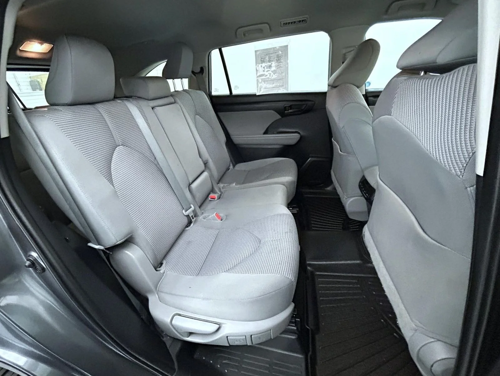 Used 2022 Gray Toyota L image 18