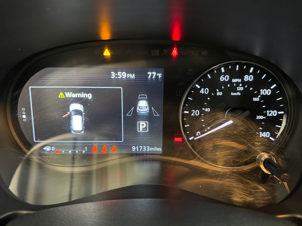 Used 2021 White Nissan SV image 19