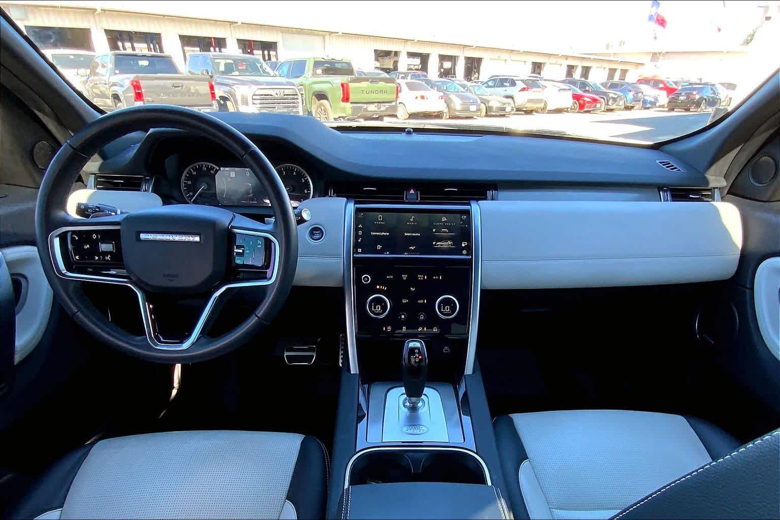 Used 2023 Carpathian Gray Premium Metallic Land Rover SE R-Dynamic image 16