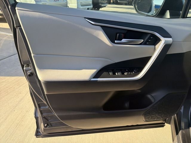 2024 Toyota RAV4 XLE Premium - Photo 9
