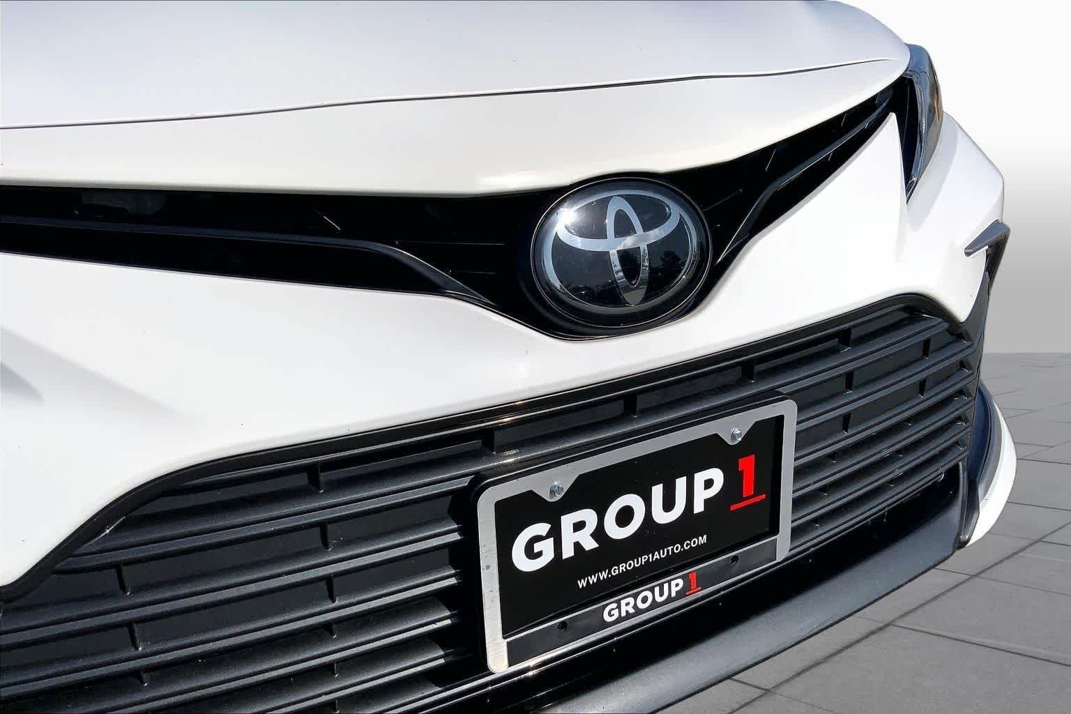 Used 2023 Ice Cap Toyota LE image 29