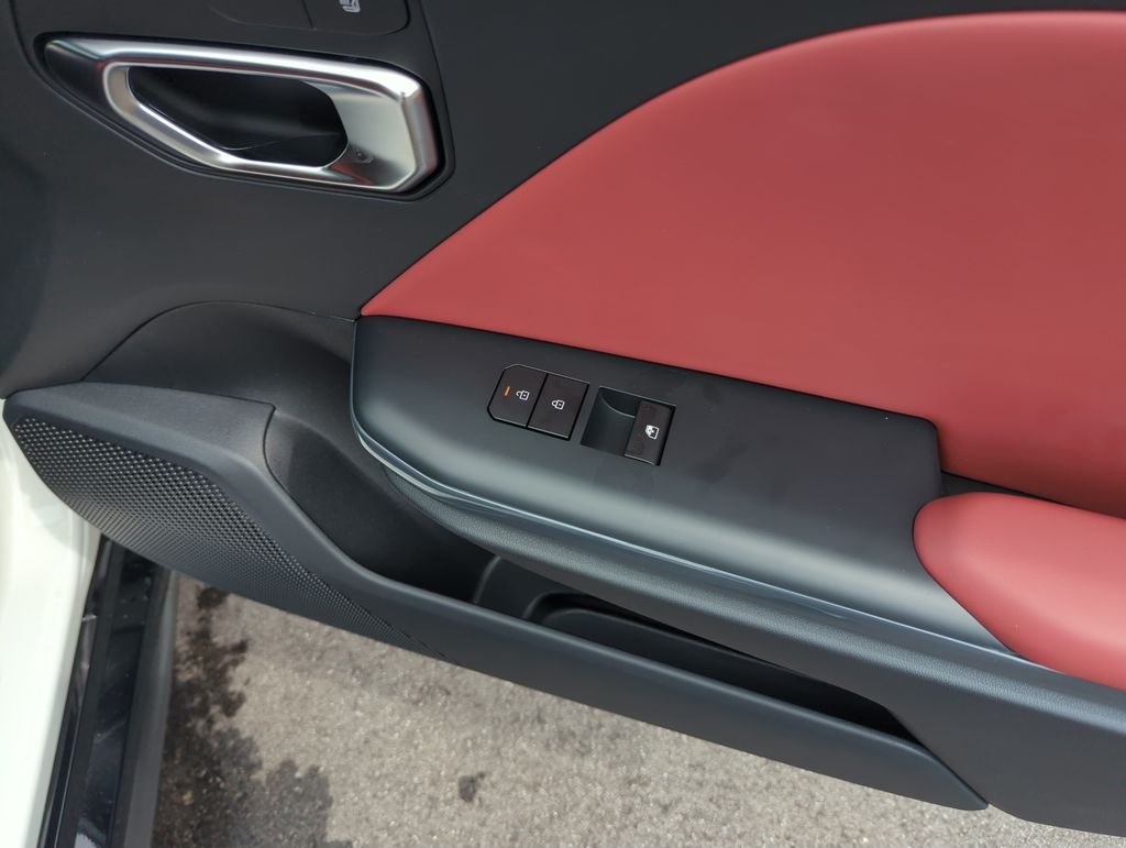 New 2026 Snow White Pearl Kia GT-Line image 35