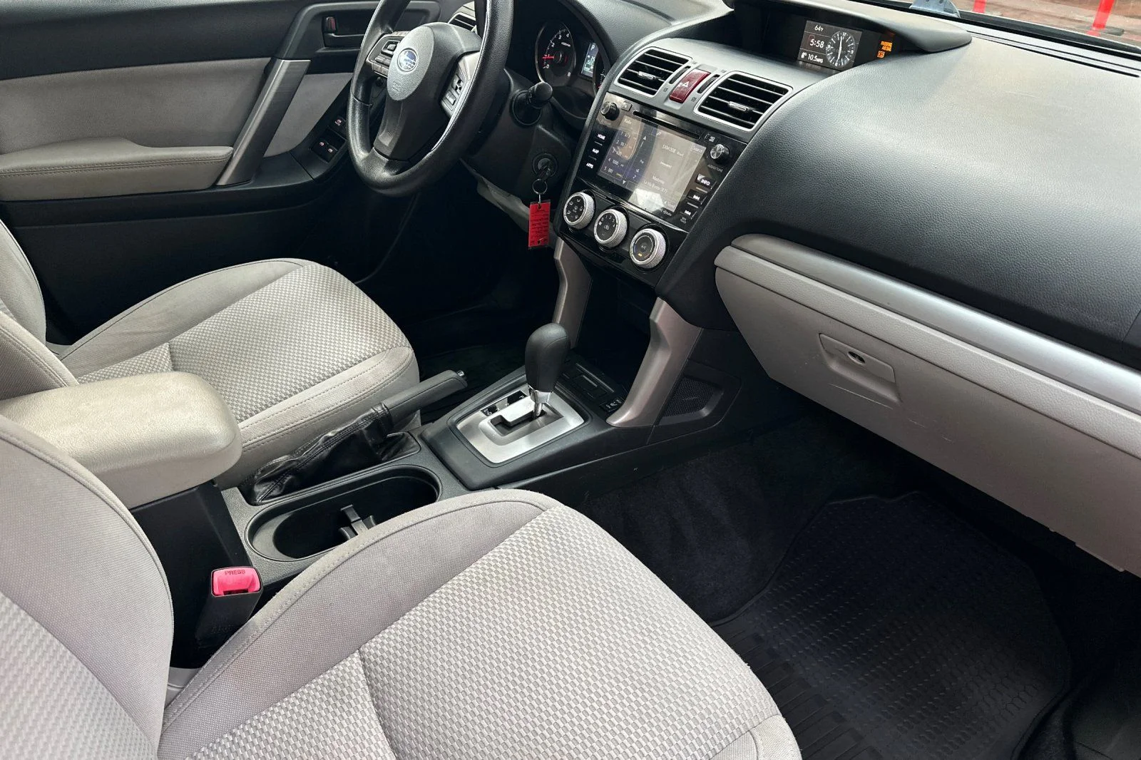 Used 2016 Gray Subaru 2.5i Premium image 20