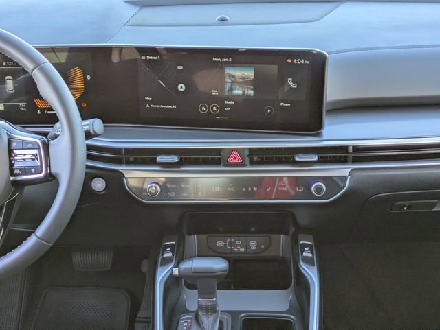 2025 Kia Sorento S - Photo 18