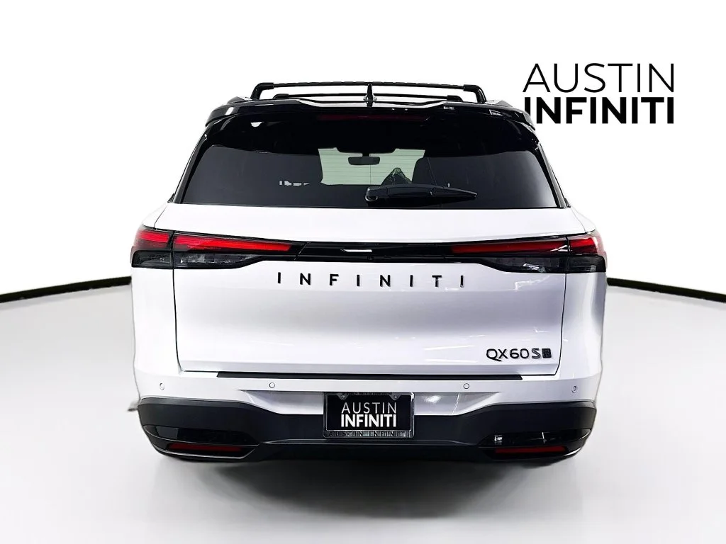 Certified Used 2027 Black INFINITI SPORT image 9