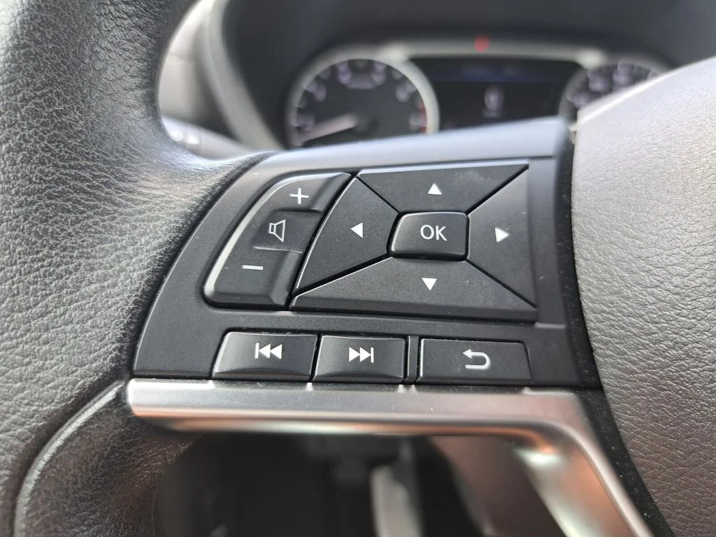 Used 2024 White Nissan SV image 14