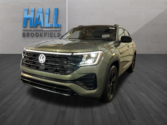 2026 Volkswagen Atlas Cross Sport 2.0T SEL R-Line Black