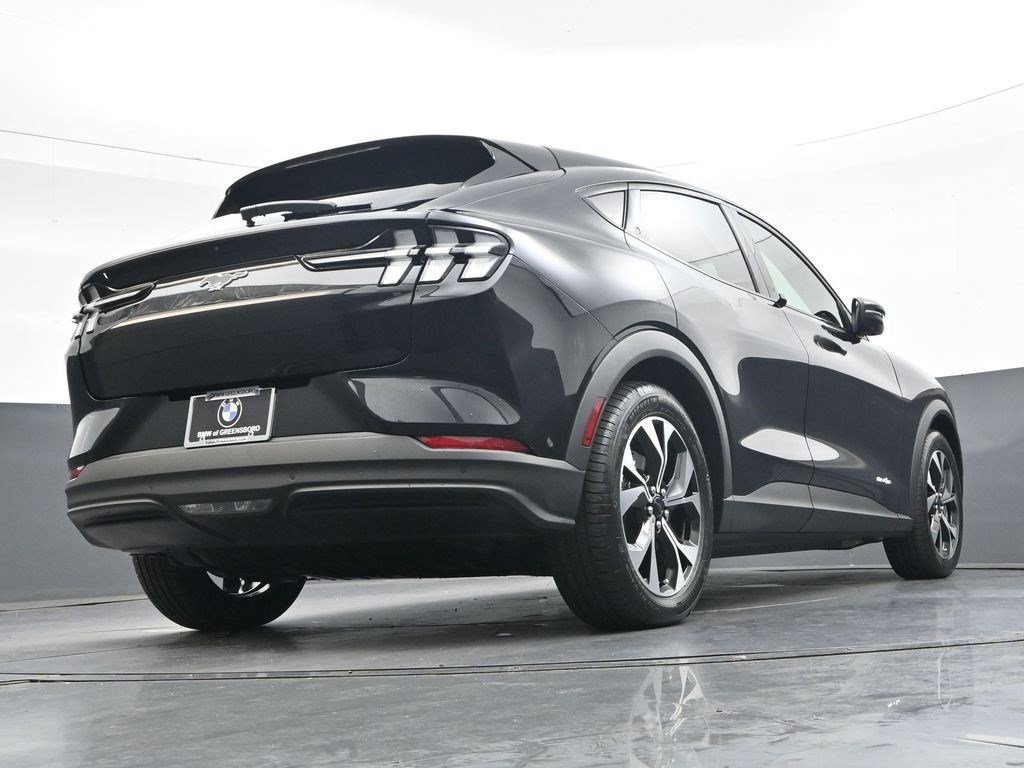 Used 2024 Shadow Black Ford Select image 32
