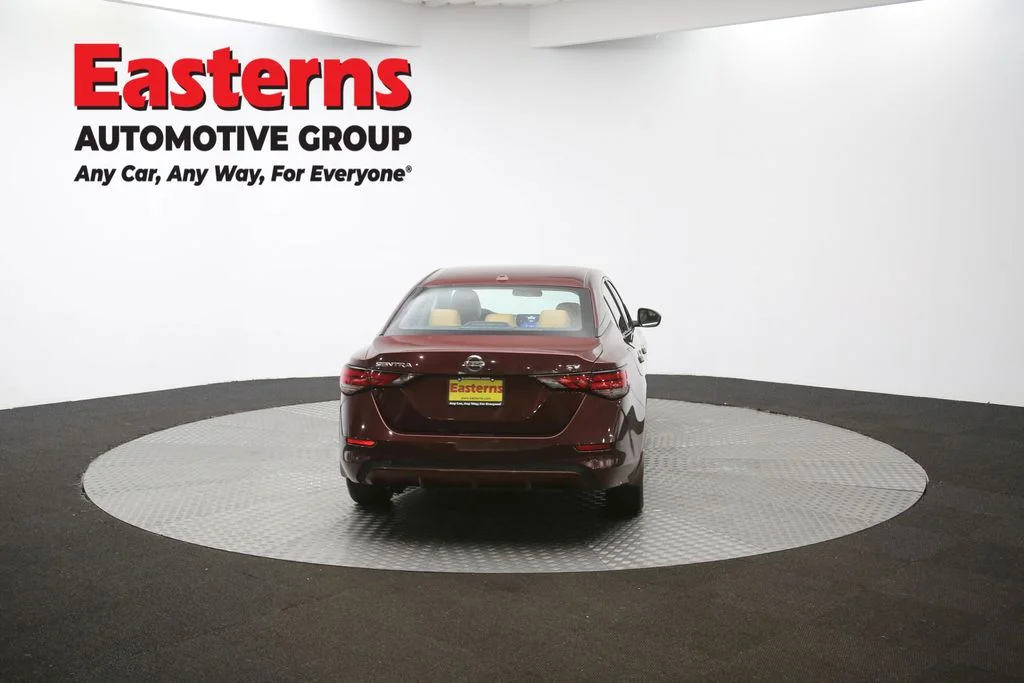 Used 2022 Red Nissan SV image 38