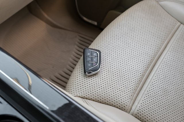 Used 2022 Black Cadillac Premium image 81