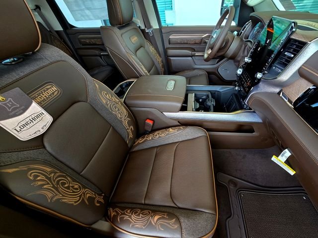 New 2026 Diamond Black Crystal Pearl-Coat Exterior Paint RAM Limited image 31