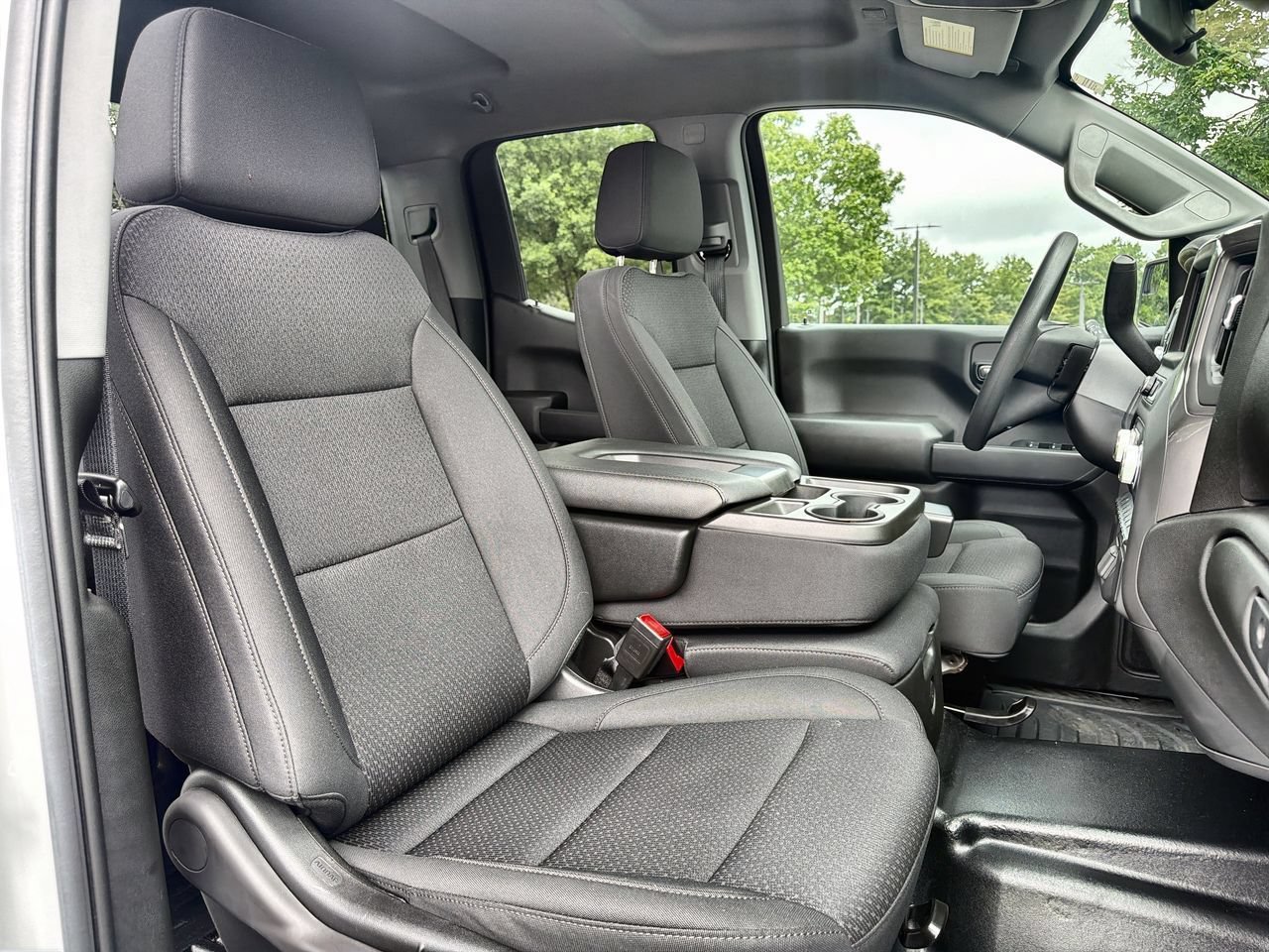 Used 2023 SUMMIT WHITE GMC Pro image 23