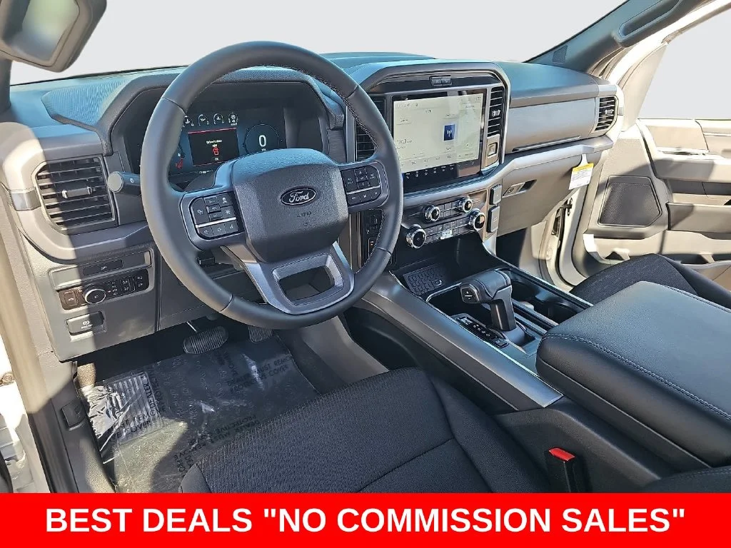 New 2026 Oxford White Ford XLT image 15